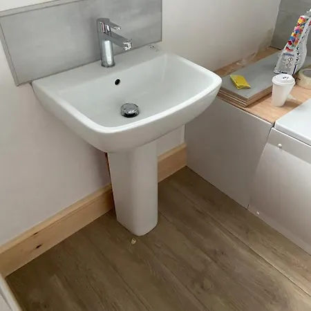 Lovely, Recently Refurbished Four Bedroom House.. London Exterior photo